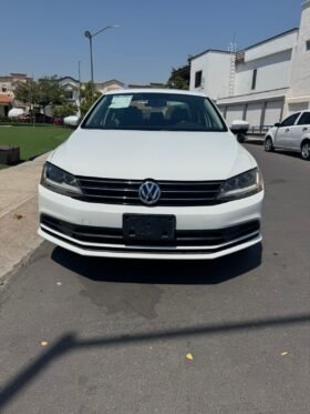 VOLKSWAGEN JETTA SEDAN 2017 AUT