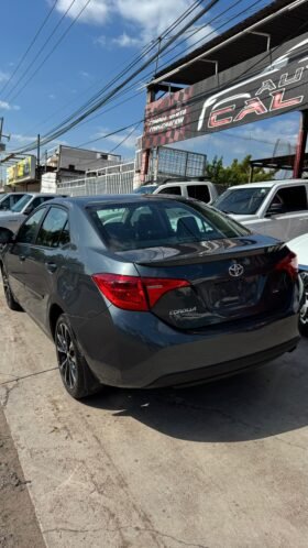 TOYOTA COROLLA SE SEDAN 2017 AUT