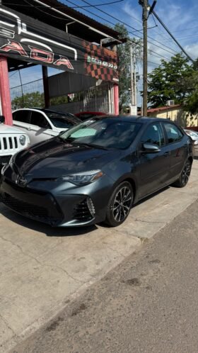 TOYOTA COROLLA SE SEDAN 2017 AUT