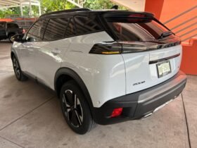 PEUGEOT 2008 GT SUV 2024 AUT