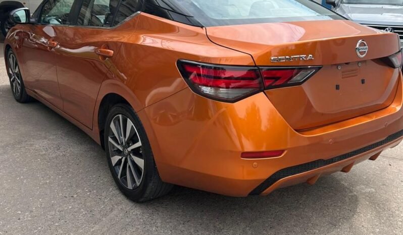 
NISSAN SENTRA EXCLUSIVE BITONO SEDAN 2020 AUT full									