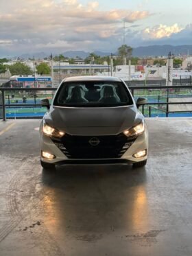 NISSAN VERSA ADVANCE SEDAN 2025 AUT
