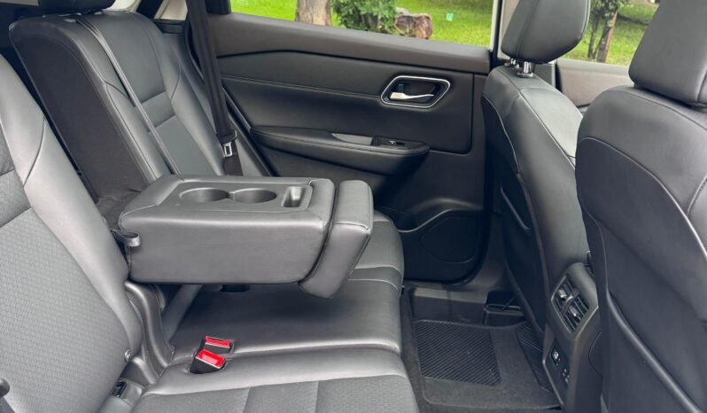 
NISSAN X-TRAIL PLATINUM SUV 2024 AUT full									