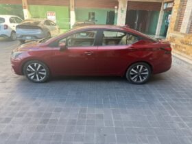 NISSAN VERSA PLATINUM SEDAN 2021 AUT