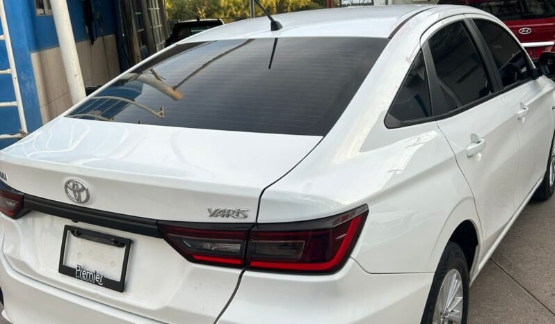 
TOYOTA YARIS S SEDAN 2023 AUT full									