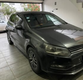 VOLKSWAGEN POLO HATCHBACK 2017 AUT
