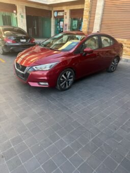 
NISSAN VERSA PLATINUM SEDAN 2021 AUT full									