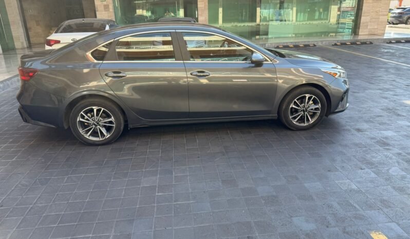 
KIA FORTE EX SEDAN 2022 AUT full									