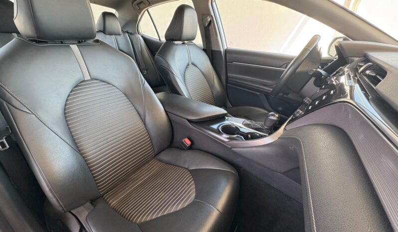 
TOYOTA CAMRY SE SEDAN 2020 AUT full									