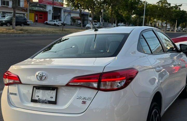 
TOYOTA YARIS S SEDAN 2022 AUT full									