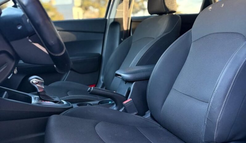 
KIA FORTE LX SEDAN 2020 AUT full									