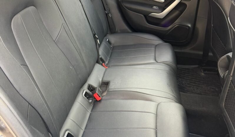 
MERCEDES BENZ A200 PLATINUM SEDAN 2021 AUT full									