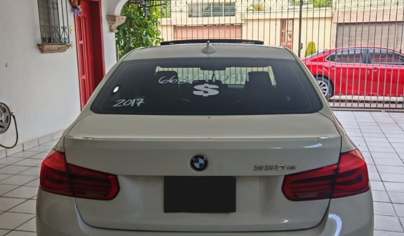 
BMW 330 LUXURY SEDAN 2017 AUT full									