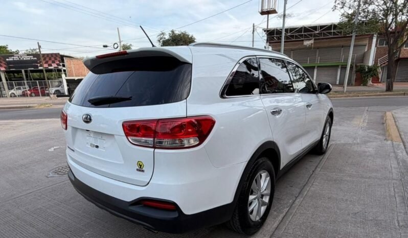 
KIA SORENTO LX SUV 2017 AUT full									