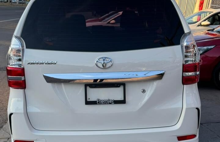 
TOYOTA AVANZA LE SUV 2021 AUT full									