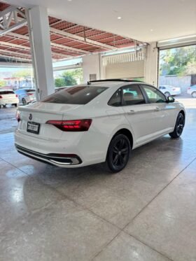 VOLKSWAGEN JETTA SPORTLINE SEDAN 2024 AUT