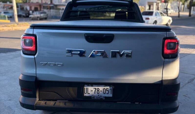 
RAM 700 SLT PICK UP 2024 STD full									