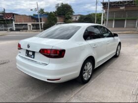 VOLKSWAGEN JETTA CONFORTLINE SEDAN 2017 STD