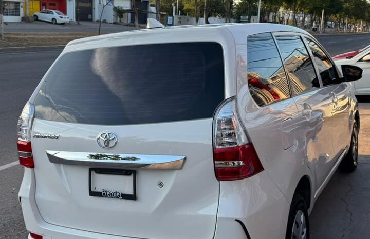 
TOYOTA AVANZA LE SUV 2021 AUT full									