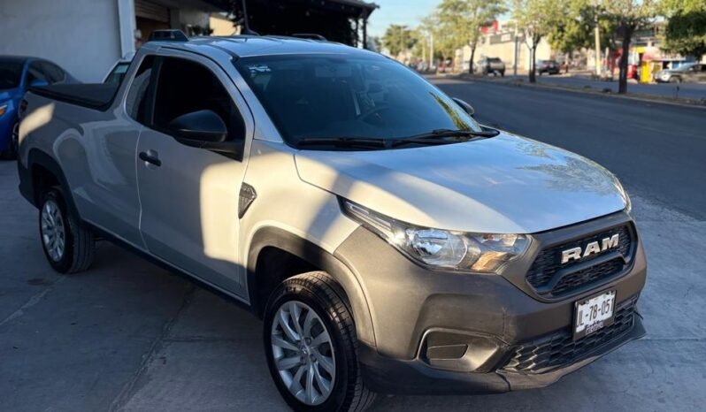 
RAM 700 SLT PICK UP 2024 STD full									