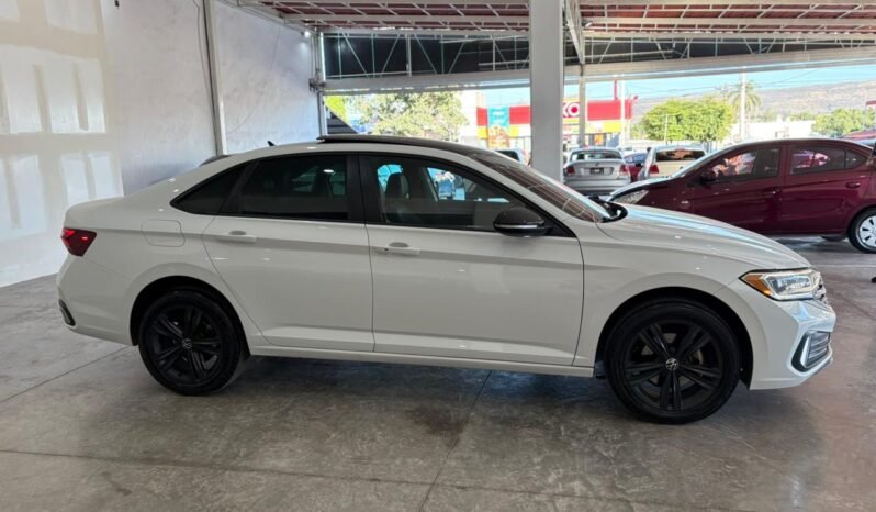 
VOLKSWAGEN JETTA SPORTLINE SEDAN 2024 AUT full									