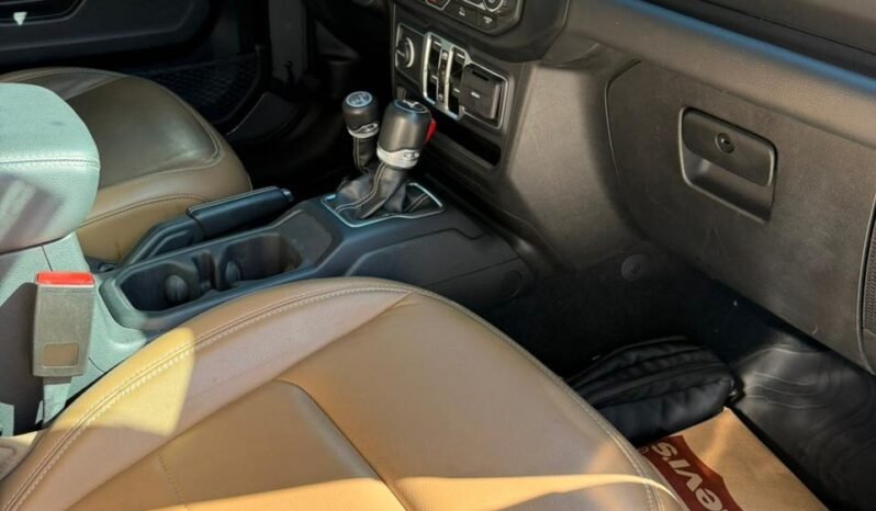 
JEEP SAHARA SUV 2023 AUT full									