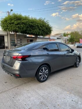 NISSAN VERSA ADVANCE SEDAN 2022 AUT