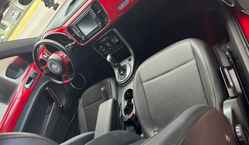 
VOLKSWAGEN BEETLE SPORTLINE HATCHBACK 2017 AUT full									