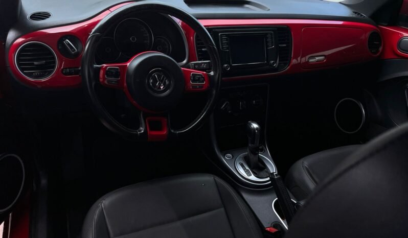 
VOLKSWAGEN BEETLE SPORTLINE HATCHBACK 2017 AUT full									