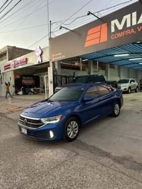 VOLKSWAGEN JETTA CONFORTLINE SEDAN 2024 AUT