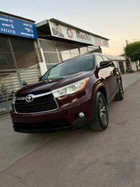 TOYOTA HIGHLANDER XLE SUV 2016 AUT