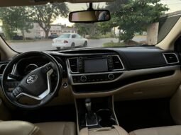 
TOYOTA HIGHLANDER XLE SUV 2016 AUT full									