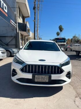 JAC J7 LIMITED SEDAN 2023 AUT