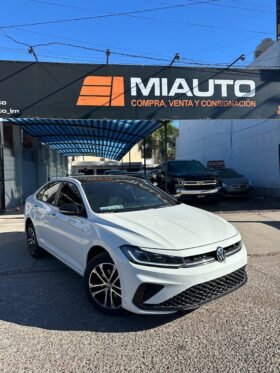 VOLKSWAGEN JETTA SPORTLINE SEDAN 2025 AUT