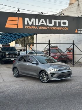 KIA RIO EX PACK HATCHBACK 2022 AUT