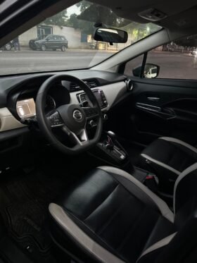 NISSAN VERSA EXCLUSIVE SEDAN 2022 AUT