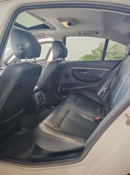 BMW 330 LUXURY SEDAN 2017 AUT full