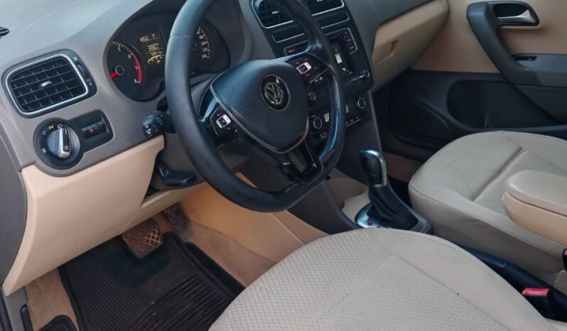 
VOLKSWAGEN VENTO HIGHLINE SEDAN 2018 AUT full									