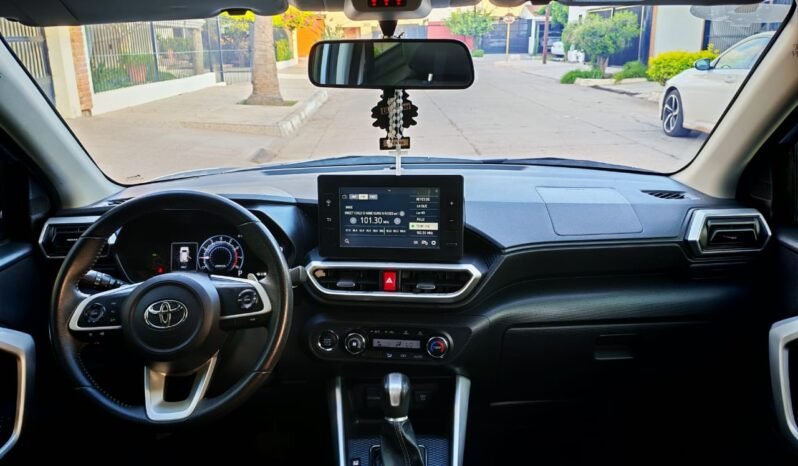 
TOYOTA RAIZE XLE SUV 2022 AUT full									