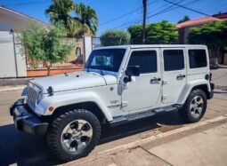 
JEEP SAHARA 4X4 SUV 2018 AUT full									