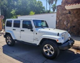 
JEEP SAHARA 4X4 SUV 2018 AUT full									