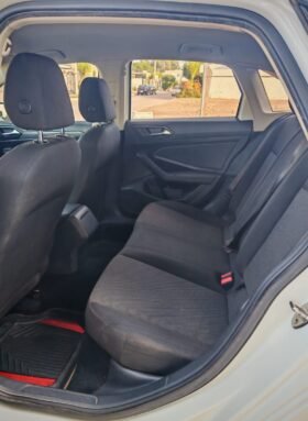 VOLKSWAGEN JETTA CONFORTLINE SEDAN 2019 AUT