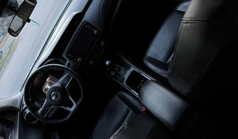 
NISSAN KICKS PLATINUM SUV 2021 AUT full									