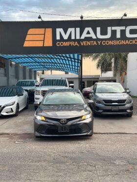 TOYOTA CAMRY SEDAN 2020 AUT