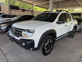 RENAULT OROCH OUTSIDER PICK UP 2025 STD
