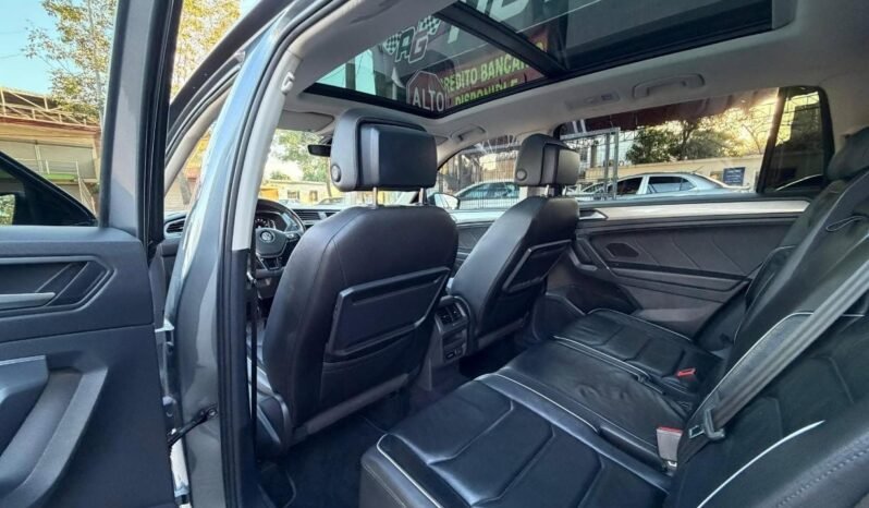 
VOLKSWAGEN TIGUAN R-LINE SUV 2020 AUT full									