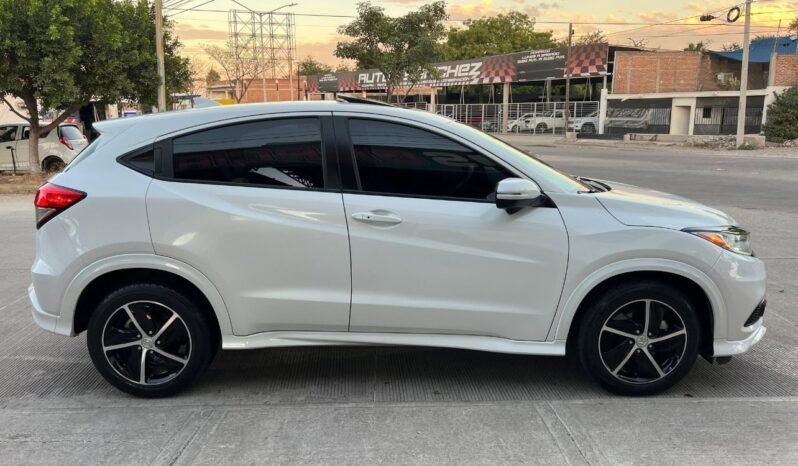 
HONDA HR-V TOURING SUV 2019 AUT full									