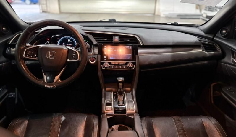 
HONDA CIVIC TOURING SEDAN 2019 AUT full									