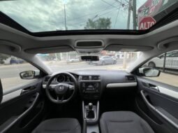 
VOLKSWAGEN JETTA CONFORTLINE SEDAN 2017 STD full									