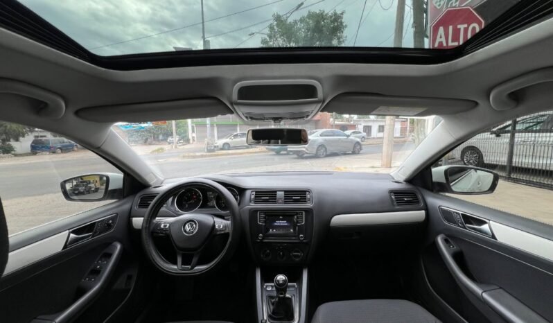 
VOLKSWAGEN JETTA CONFORTLINE SEDAN 2017 STD full									